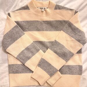 Comptoir Des Cotonniers x Uniqlo Cream and Gray Wool Striped Mockneck Sweater